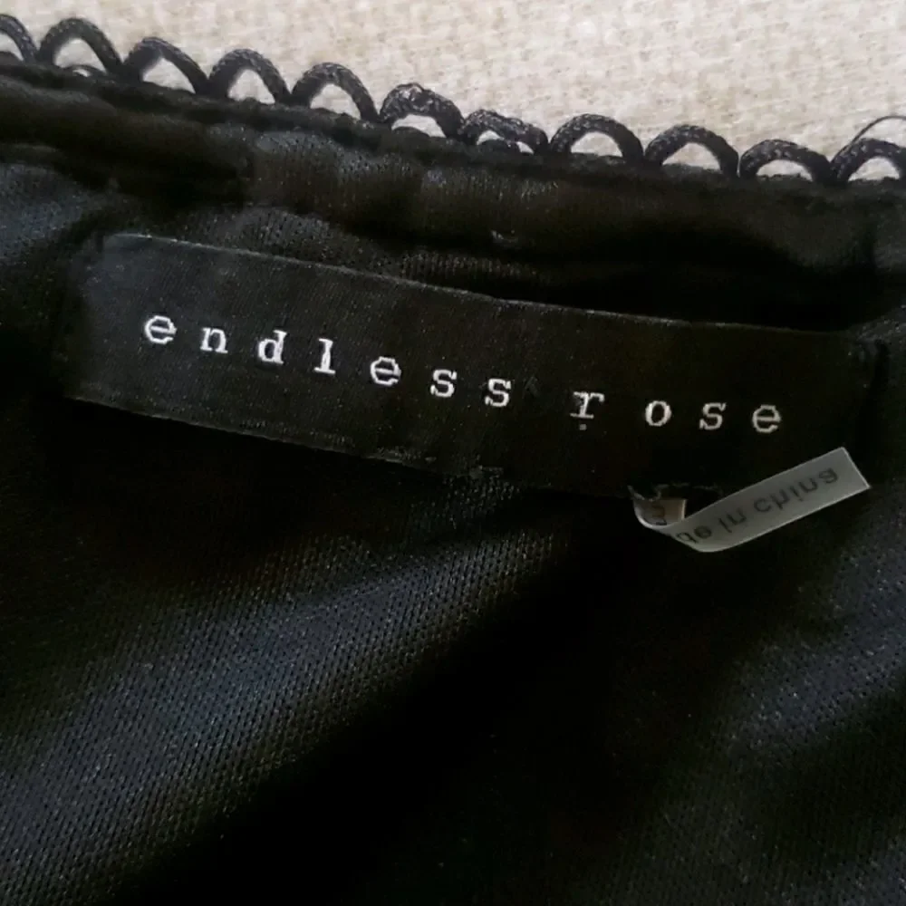 𝅺 Ladies Lace Top by ENDLESS ROSE - Picture 9 of 16